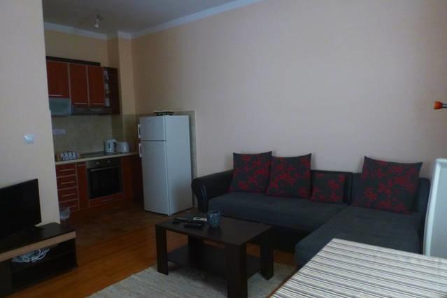 Roman Gardens Studio Apartment Risan Buitenkant foto